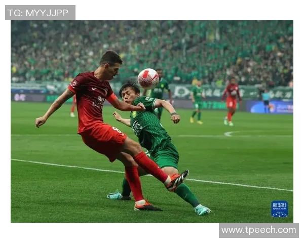 赛后分析：上海足球队与北京足球队的战术意识与表现对比